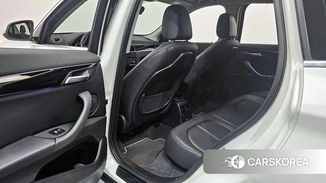 BMW X1 (F48) 2022 Белый из Кореи, фото 3