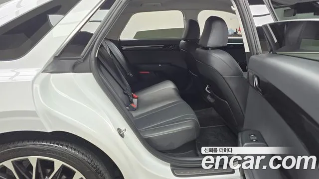 Hyundai Grandeur Hybrid (GN7) id 2443992 из Кореи 3