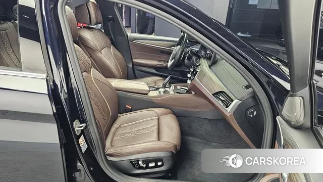 BMW 5 Series (G30) 2021 Синий из Кореи, фото 3