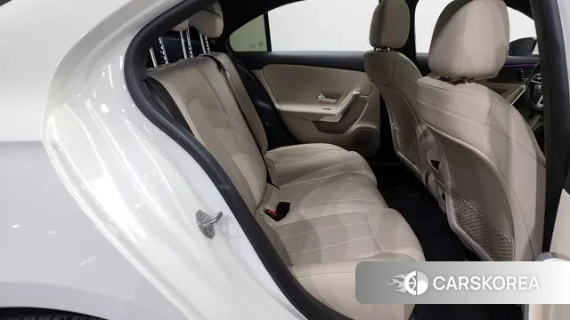 Mercedes-Benz A-Class W177 2021 Белый из Кореи, фото 3