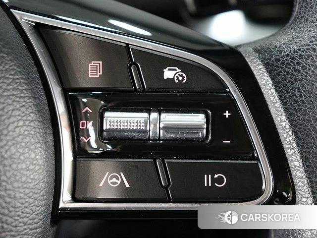 Kia The New K3 2nd generation 2022 Белый из Кореи, фото 3