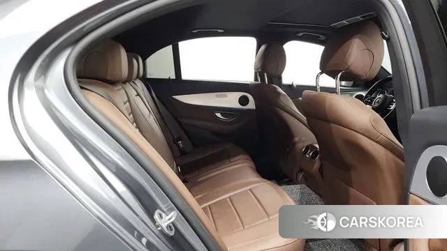 Mercedes-Benz E-Class W213 2020 Серый из Кореи, фото 3