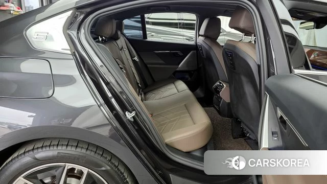 BMW 5 Series (G60) 2025 Серый из Кореи, фото 3