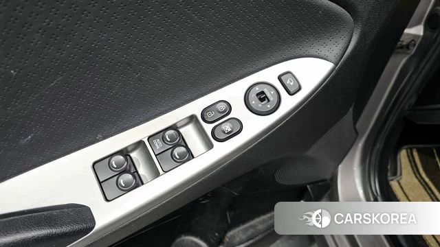 Hyundai Accent (New type) 2018 Серебристо-серый из Кореи, фото 3