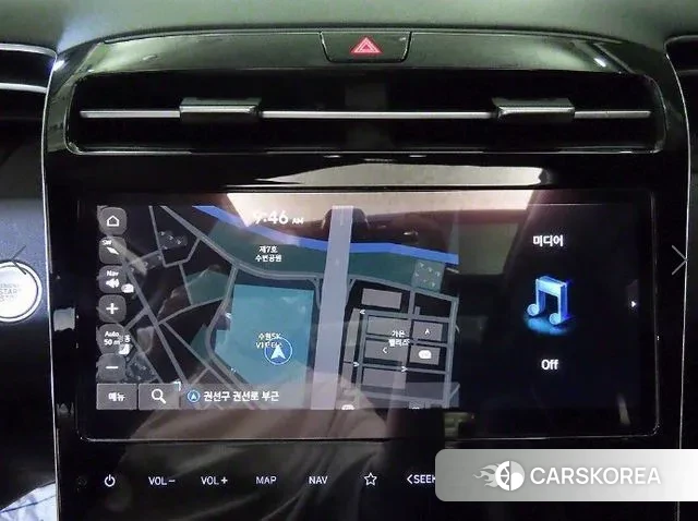 Hyundai Tucson (NX4) 2020 Серебристо-серый из Кореи, фото 3