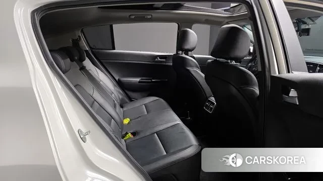 Kia Sportage 4th Generation 2018 Белый из Кореи, фото 3