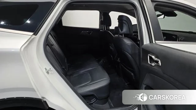 Kia Sportage 5th Generation Hybrid 2021 Белый из Кореи, фото 3