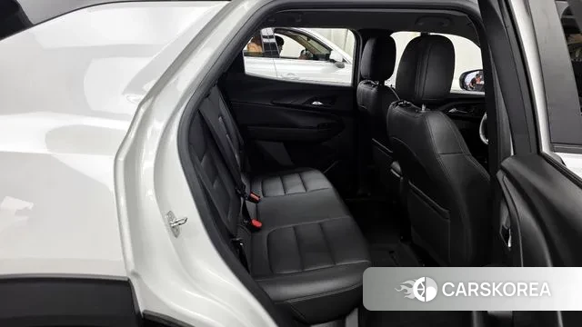 Chevrolet (GM Daewoo) Trailblazer 2021 Белый из Кореи, фото 3