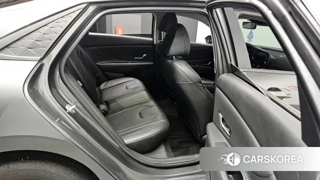 Hyundai The New Avante (CN7) 2024 Серый из Кореи, фото 3