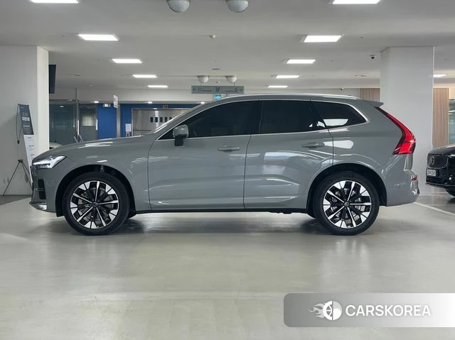 Volvo XC60 second Generation 2026 Серый из Кореи, фото 3