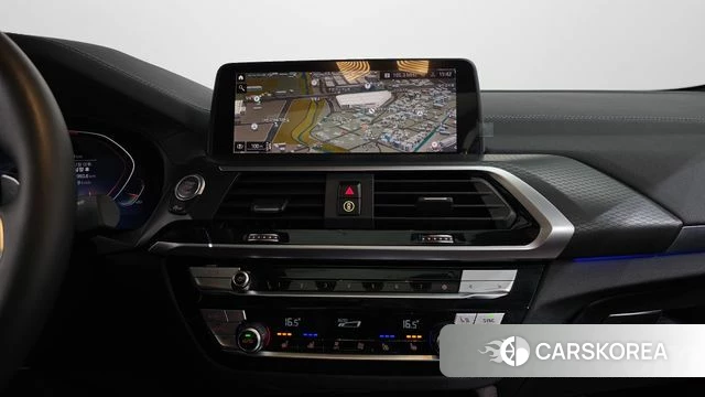 BMW X4 (G02) 2021 Черный из Кореи, фото 3