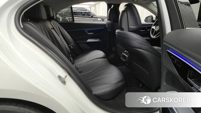 Mercedes-Benz E-Class W214 2025 Белый из Кореи, фото 3
