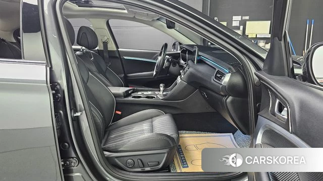 Genesis G70 2018 Серый из Кореи, фото 3