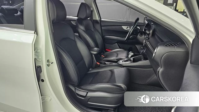 Kia Come New K3 2018 Белый из Кореи, фото 3