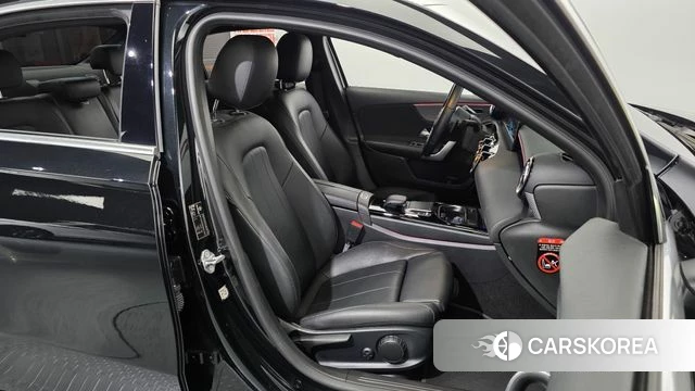 Mercedes-Benz A-Class W177 2021 Черный из Кореи, фото 3