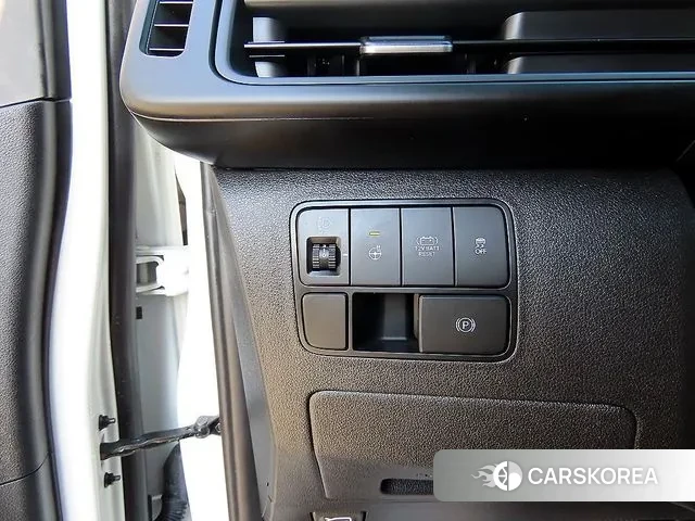 Hyundai Staria 2024 Белый из Кореи, фото 3