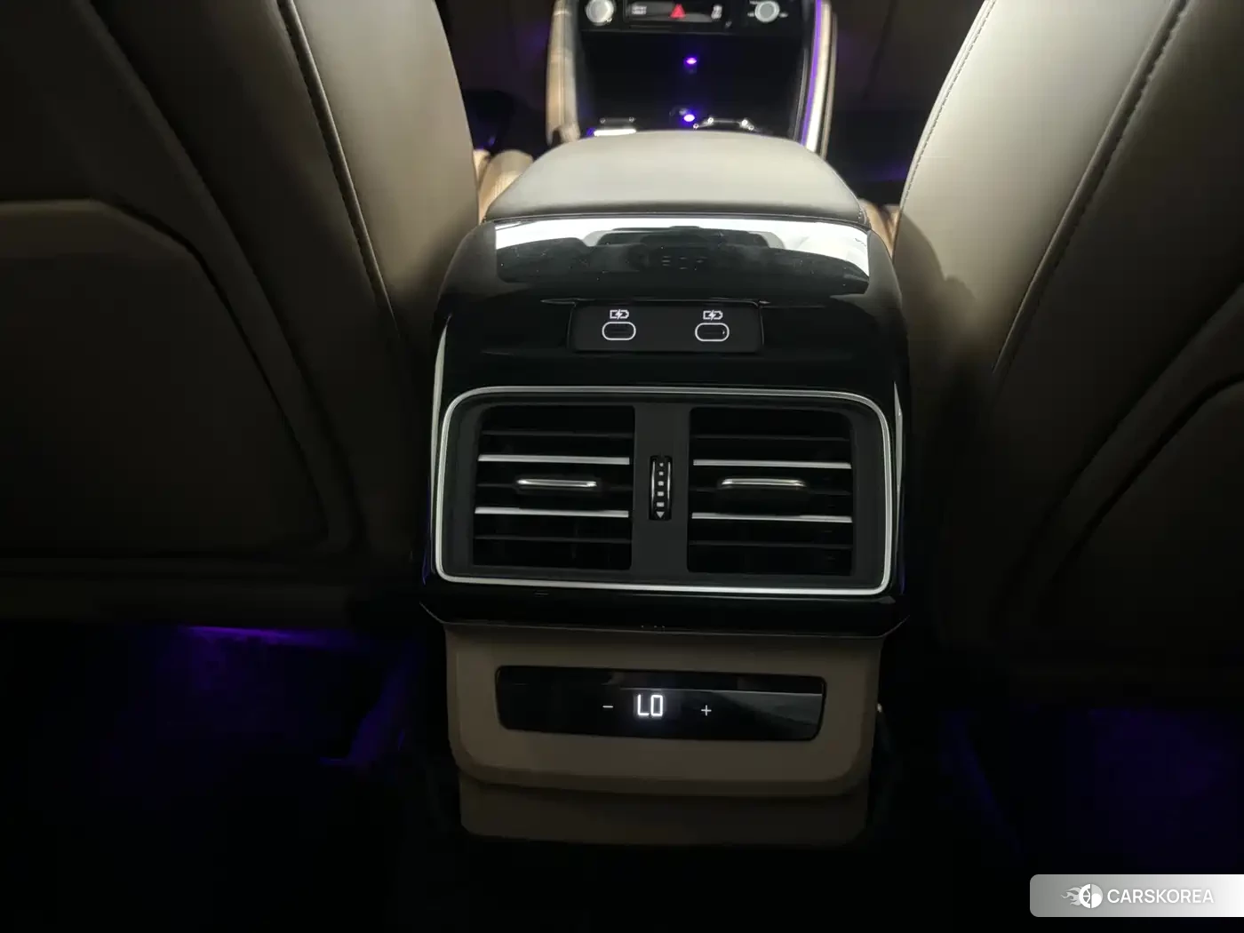 Audi Q5L 2025 Черный из Китая, фото 3