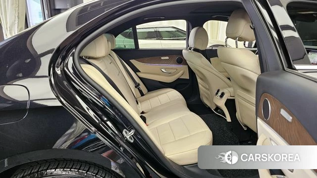 Mercedes-Benz E-Class W213 2022 Черный из Кореи, фото 3