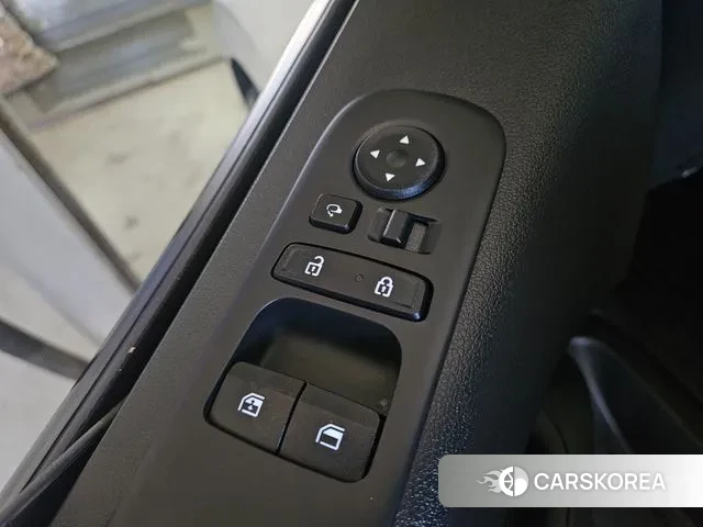 Hyundai Staria 2024 Белый из Кореи, фото 3