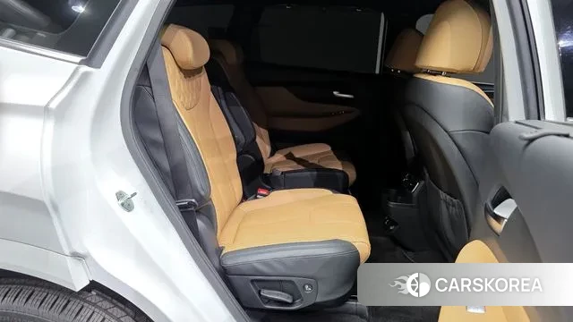 Hyundai The New Santa Fe 2023 Белый из Кореи, фото 3