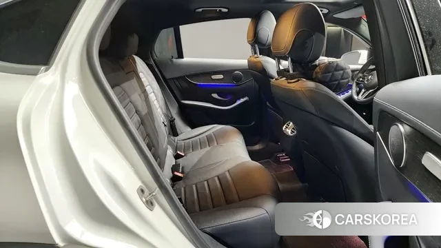 Mercedes-Benz GLC-Class X253 2023 Белый из Кореи, фото 3