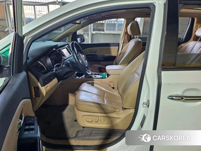Kia The New Carnival 2018 Белый из Кореи, фото 3