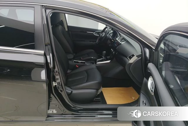 Nissan Xuan Yi 2024 Черный из Китая, фото 3