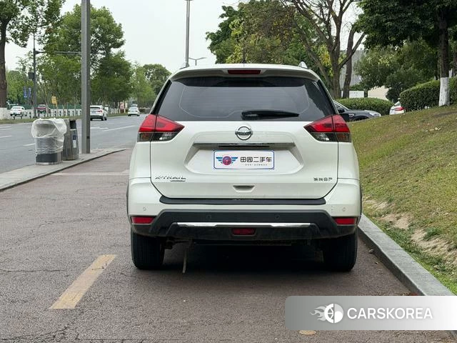 Nissan Qijun 2023 Белый из Китая, фото 3
