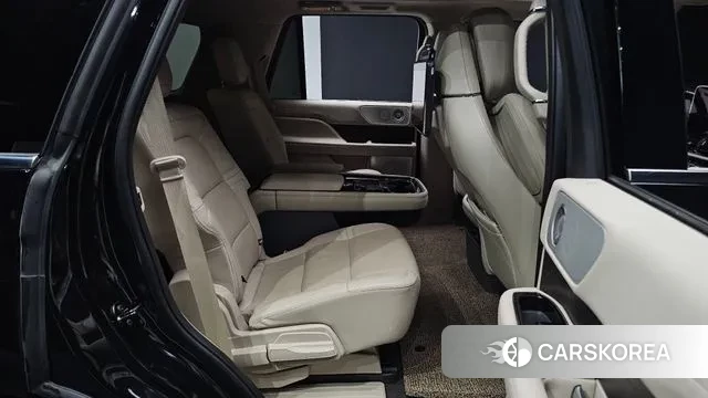 Lincoln Navigator 4th generation 2021 Черный из Кореи, фото 3