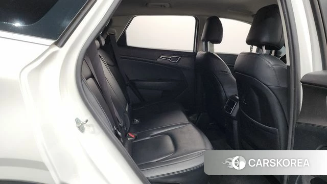 Kia Sportage 5th Generation 2022 Белый из Кореи, фото 3