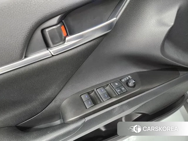 Toyota Camry (XV70) 2023 Серый из Кореи, фото 3