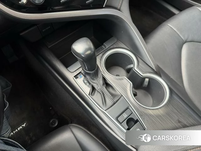 Toyota Camry 2023 Черный из Китая, фото 3