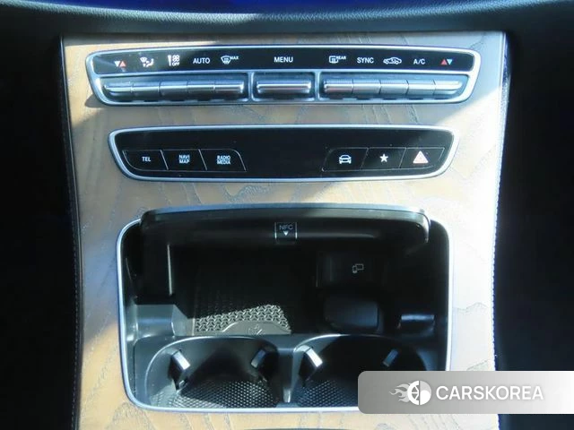 Mercedes-Benz E-Class W213 2021 Черный из Кореи, фото 3