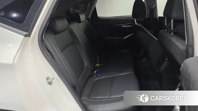 Kia Seltos 2022 Белый из Кореи, фото 3