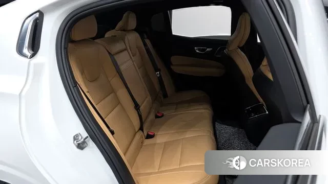 Volvo S60 3rd generation 2021 Белый из Кореи, фото 3