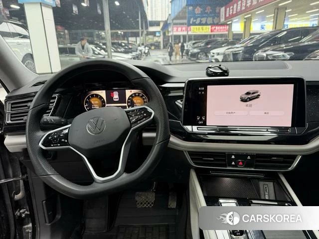 Volkswagen Tourang 2024 Черный из Китая, фото 3