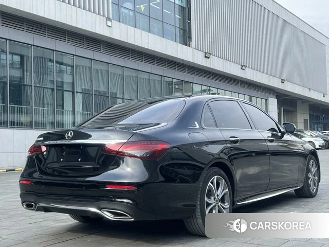 Mercedes-Benz E-class id 4217419 из Китая 3