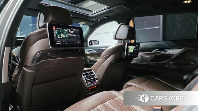 BMW 7 Series (G11) 2020 Серебристо-серый из Кореи, фото 3