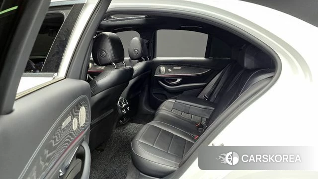 Mercedes-Benz E-Class W213 2022 Белый из Кореи, фото 3