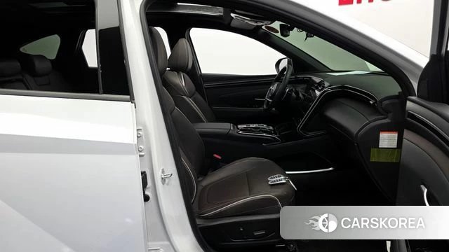 Hyundai Tucson Hybrid (NX4) 2021 Белый из Кореи, фото 3