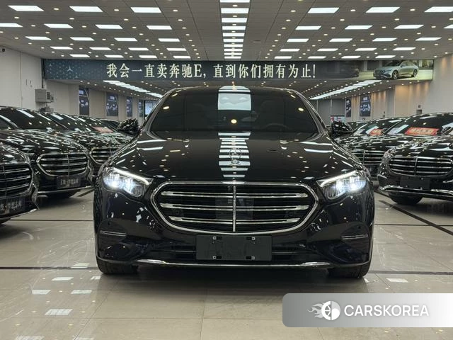 Mercedes-Benz E-class 2025 Черный из Китая, фото 3