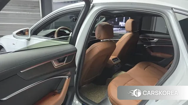 Audi A6 (C8) 2023 Белый из Кореи, фото 3