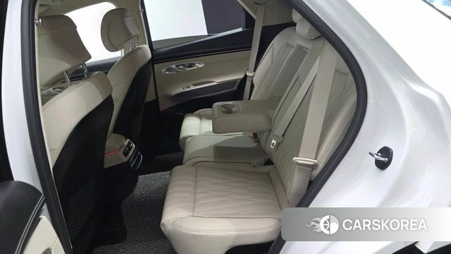 Genesis GV70 2023 Белый из Кореи, фото 3