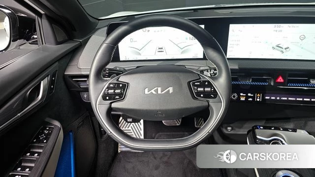 Kia EV6 2023 Белый из Кореи, фото 3
