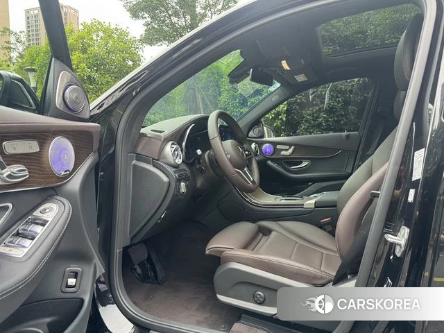 Mercedes-Benz GLC 2023 Черный из Китая, фото 3