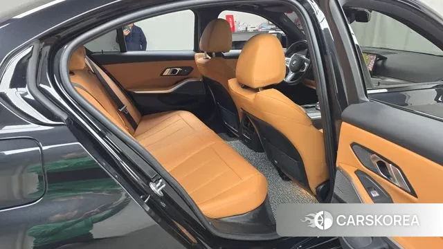 BMW 3 Series (G20) 2023 Черный из Кореи, фото 3