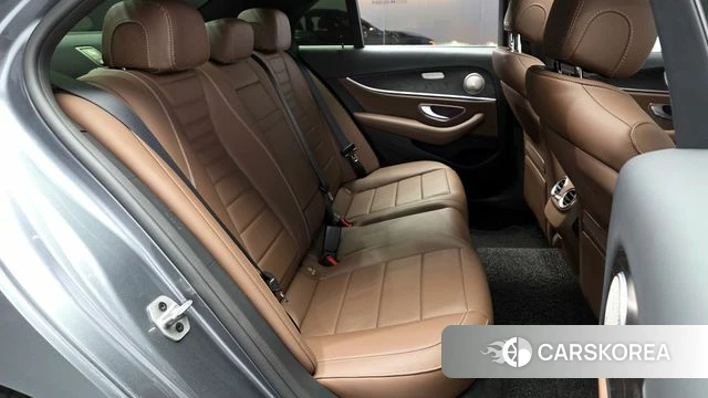 Mercedes-Benz E-Class W213 2022 Серый из Кореи, фото 3