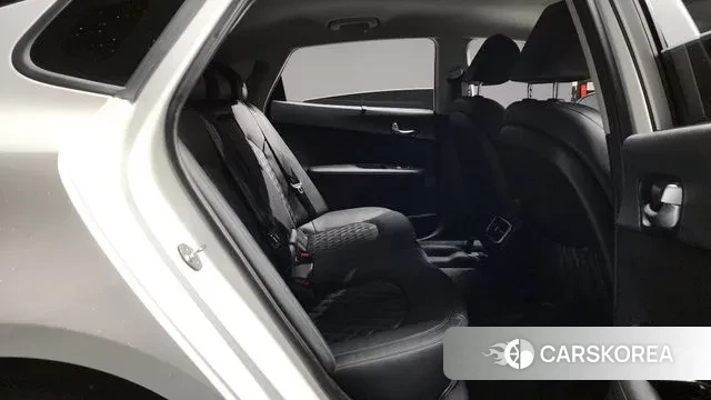 Kia The New K5 2nd generation 2019 Белый из Кореи, фото 3