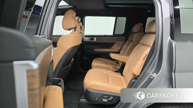 Hyundai Santa Fe (MX5) 2024 Серый из Кореи, фото 3