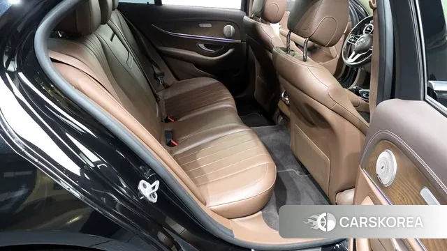 Mercedes-Benz E-Class W213 2020 Черный из Кореи, фото 3